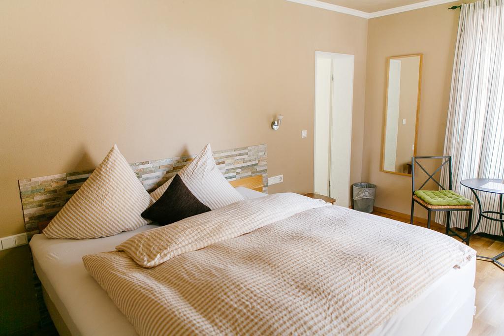 Landhotel Airport-Inn Lautzenhausen Dış mekan fotoğraf