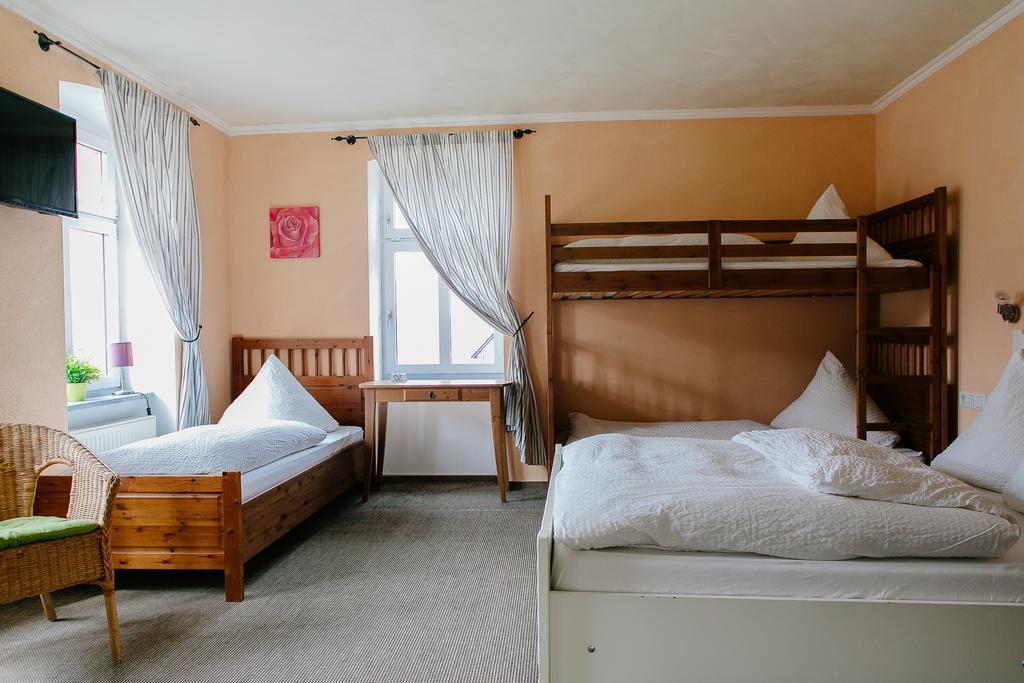 Landhotel Airport-Inn Lautzenhausen Dış mekan fotoğraf